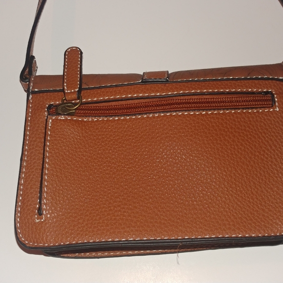 Like NEW *Purse - Picture 2 of 3